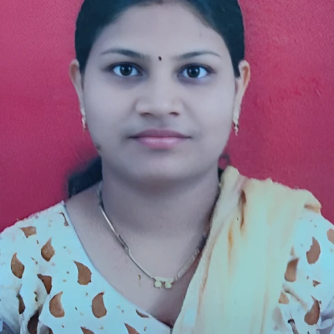 सौ. स्वाती मयूर नरवडे